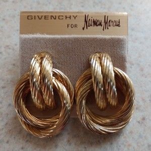 Meet your Posher, Nancy lynn